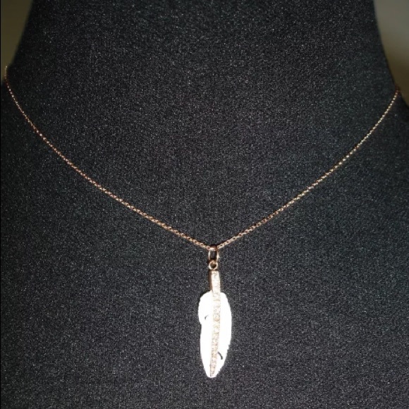 Jacquie Aiche Feather Charm 14K Rose Gold Diamonds - Picture 4 of 8